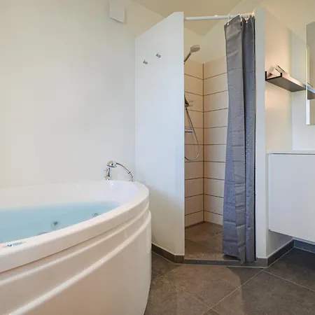 Feriehus Four-bedroom In