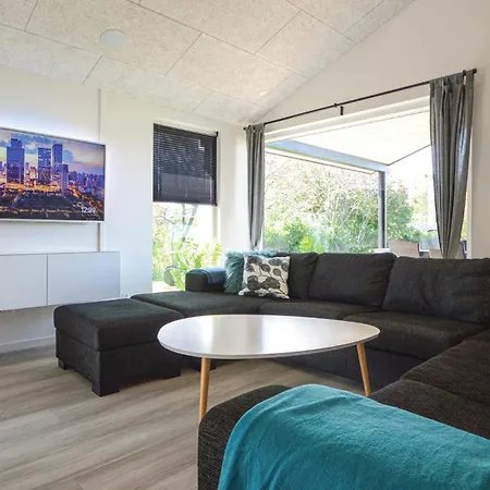 Four-bedroom In Nyaraló Haderslev