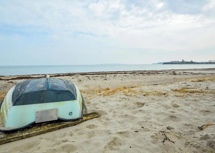 Сasa de vacaciones Four-bedroom In