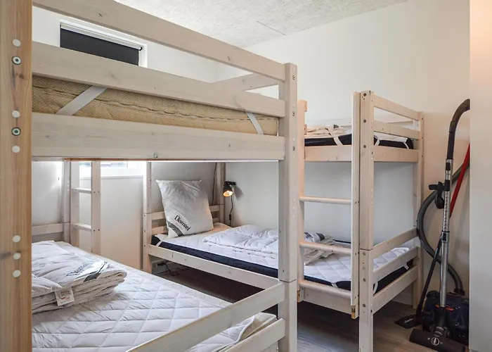 Semesterbostad Four-bedroom In